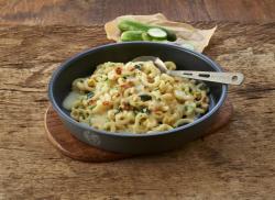 Makaron ze szpinakiem i kurczakiem w sosie śmietanowym 150g [Creamy Pasta with Chicken and Spinach]